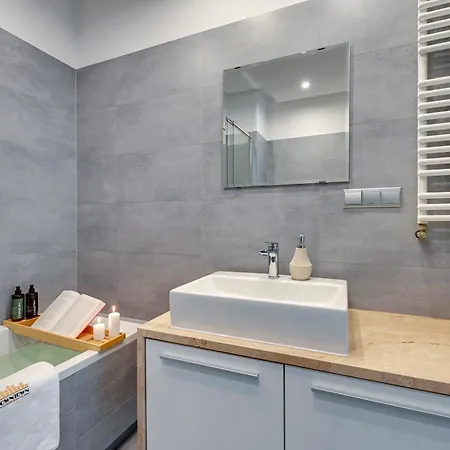 Nad Stawem By Downtown 그단스크